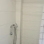 Skg Deluxe