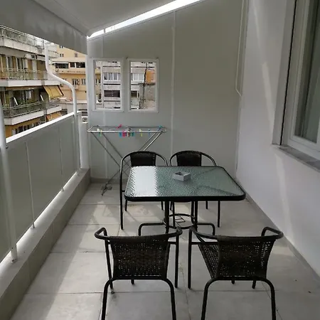 Skg Deluxe Appartamento Salonicco