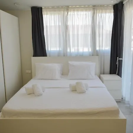 Skg Deluxe Lejlighed *