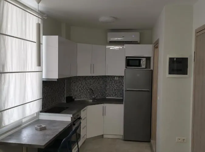 Skg Deluxe * Saloniki