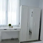 Skg Deluxe
